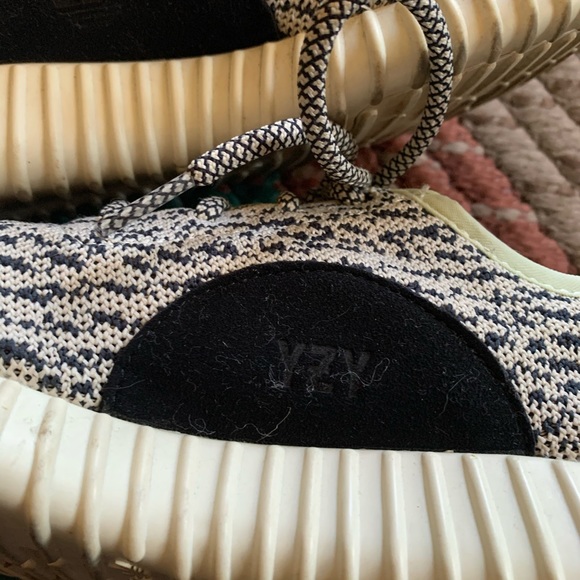 Adidas Yeezy Turtle Dove main image 6